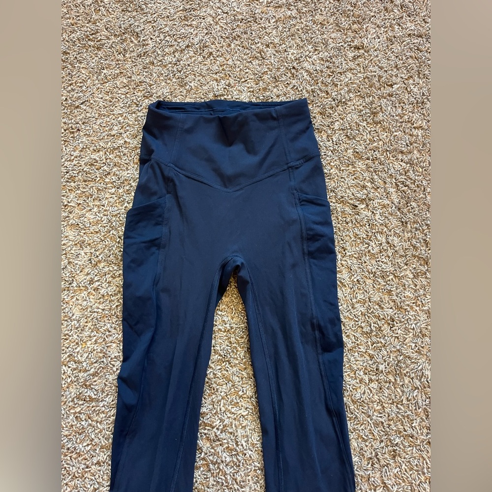Lululemon Fast Free High-Rise Crop II 23" Leggings, Size 2, True Navy Blue - Picture 2 of 8